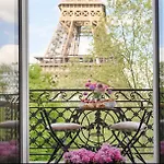 Wonderful Apartment With Sauna And Eiffel Tower View